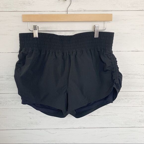 Beach House Sport Black Lined Shorts Ruched Sides 12 - Picture 8 of 8